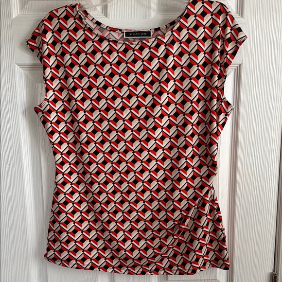 Fitted Red and White Graphic Blouse with Blouson Sleeves - Picture 1 of 4
